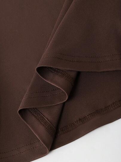 SHEIN Franclia طقم بنطلون وبلوزة نسائي ذو تصميم ضيق مع أرجل واسعة وياقة ملونة بطريقة متباينة