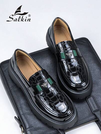 Salkin أحذية رجالية مصممة بأناقة من نوع لوفرز سهلة الارتداء، أحذية رسمية أنيقة للرجل مزينة بنقش النحلة، جلد علوي ناعم ومريح، أسطح قوية وصلبة، مناسبة للاستخدام اليومي العادي والأعمال والحفلات والزفاف، هدية مثالية للربيع والصيف والخريف، أناقة المال القديم