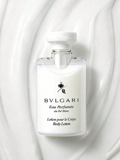 Bvlgari مجموعة مكونة من 40 مل غسول جسم + 40 مل كريم ترطيب جسم بعطر الشاي الأبيض. مجموعة عناية بالشعر محمولة. عطر طويل الأمد.