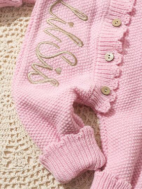 SHEIN مجموعة من قطعتين "أختي الصغيرة" مطرزة لتصوير الرضع البنات، جمبسوت مفتوحة مصنوعة من الصوف مع عقال بفيونكة، ملابس مناسبة للتصوير الفوتوغرافي وخروج المولود الجديد