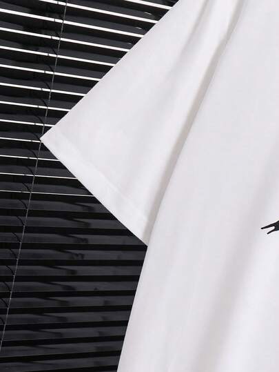 مجموعة بلوزة كاجوال للمراهقين الذكور مطبوع عليها حرف، رقبة دائرية، مناسبة للصيف والرياضة والجري والأنشطة الخارجية، قطعتان في المجموعة