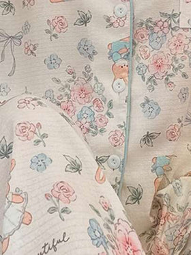 SHEIN Napfluff طقم بيجامة كم قصير مع طبعات أرنب مجعد وزهور متناثرة