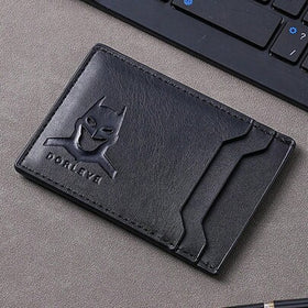 Warner Bros محفظة رجالية رفيعة مضادة للسرقة من وارنر بروس باتمان، تتميز بتصميم انزلاقي لحمل بطاقة الهوية وبطاقة القيادة، هدية مثالية لعيد الميلاد وعيد الحب وعيد الشكر وغيرها من المناسبات