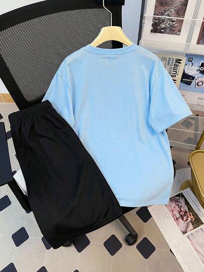SHEIN طقم قصير الأكمام بطباعة شعار للمراهقين وشورت كاجوال