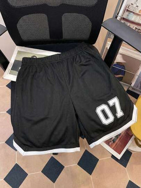 SHEIN طقم ملابس علوية وشورت مطبوع بنمط متباين الألوان مريح وفضفاض للمراهقين الذكور