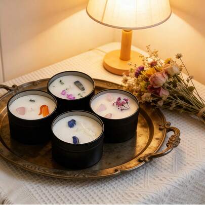 شمعة معطرة بزهور جافة بلورية 1 قطعة - 4 روائح مختلفة، شمع صويا طبيعي، عطر طويل الأمد بدون دخان، وعاء أسود مطفي، مناسبة لموسم الزفاف والعيد والديكور المنزلي وطاولات الضيوف وغرف النوم والعطور والهدايا والحفلات والتصوير