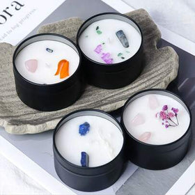 شمعة معطرة بزهور جافة بلورية 1 قطعة - 4 روائح مختلفة، شمع صويا طبيعي، عطر طويل الأمد بدون دخان، وعاء أسود مطفي، مناسبة لموسم الزفاف والعيد والديكور المنزلي وطاولات الضيوف وغرف النوم والعطور والهدايا والحفلات والتصوير