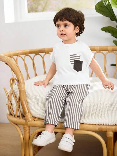 Cozy Pixies طقم فوق وبنطلون للأطفال الرضع الذكور 2 قطعة من الملابس الحياكة اللينة ذات الرقبة المستديرة والأكمام القصيرة والكتف المنسدلة، مع بنطلون مخطط