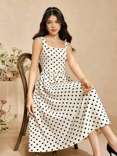 فستان أنيق بياقة مربعة بلا أكمام وخصر عالٍ طويل بنقشة نقاط بلون المشمش، فستان كامي بطراز هادئ مناسب للارتداء اليومي