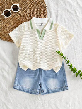SHEIN Vintaside Kids طقم ملابس علوية كاجوال قصير الأكمام مع شورت جينز مغسول مناسب للاستخدام اليومي والتخييم العائلي والتسوق والتناول، مصمم بسيط مناسب للأطفال الصغار