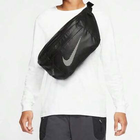 Nike حقيبة كتف/حقيبة كروس بودي/حقيبة خصر عاكسة للضوء من نايكي، تصميم للجنسين/للأزواج، أسود