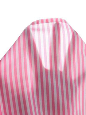 SHEIN Genkimix Kids طقم قميص أكمام قصيرة مطبوع بخطوط وبنطلون أحادي اللون للفتاة الصغيرة، قطعتان