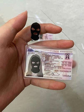 حافظة بطاقة الهوية - حافظة بطاقة من البلاستيك الشفاف المطفي، عملية لصق بلوري، حافظة رخصة القيادة، مضادة للمغناطيس، مناسبة للمكاتب والمدارس وبطاقات الائتمان وتصاريح العمل وبطاقات المفاتيح، سهلة الحمل، صغيرة الحجم وخفيفة الوزن