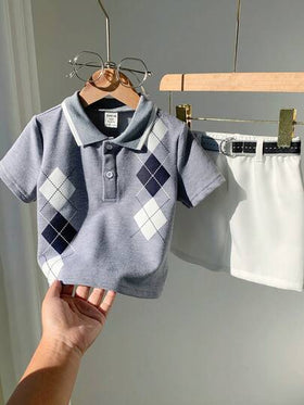 SHEIN مجموعة قميص بولو أكمام قصيرة رمادي وشورت خصر مطاطي مع حزام مناسبة للأولاد الرضع في الصيف، مناسبة لحفلات عيد الميلاد والحفلات المسائية والأعراس وحفلات استقبال المولود الجديد وعيد الميلاد الأول