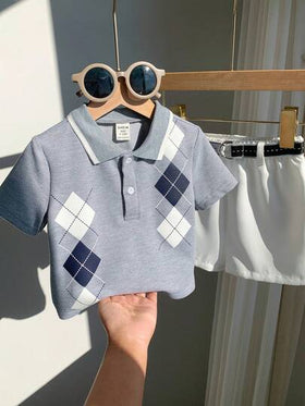 SHEIN مجموعة قميص بولو أكمام قصيرة رمادي وشورت خصر مطاطي مع حزام مناسبة للأولاد الرضع في الصيف، مناسبة لحفلات عيد الميلاد والحفلات المسائية والأعراس وحفلات استقبال المولود الجديد وعيد الميلاد الأول
