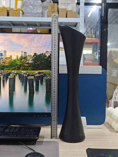 مزهرية عالية الجودة بطراز رجعي أبيض وأسود بأبعاد 48.5*12*11.6 سم، مزهرية أرضية فاخرة حديثة، مصنوعة من مادة بلاستيكية متينة مناسبة لتنسيق الزهور المائية والمجففة والاصطناعية، مثالية لترتيب الزهور/الزفاف، ديكور غرفة المعيشة، الشرفة، الممر، الزفاف، المكتب، ا