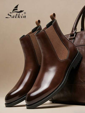 Salkin بوت تشيلسي الرجالية الفاخرة بتصميم الكاحل متوسط الارتفاع، من الجلد الطبيعي الناعم، بتصميم رأس مدبب، مناسبة للأعمال الرسمية والمناسبات الكاجوال، هدية رومانسية لعشاء الزوجين، وأحذية للطلاب في المدرسة والكلية، ننصح باختيار مقاس أكبر بمقدار مقاس واحد