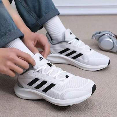 Adidas أحذية أديداس رجالية، مناسبة لجميع الفصول، أحذية رياضية، أحذية جري رجالية، تصميم جديد، شبكة سميكة، خفيفة الوزن، أحذية كاجوال ماصة للصدمات.