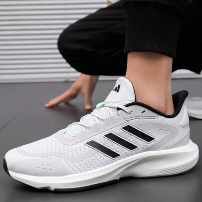 Adidas أحذية أديداس رجالية، مناسبة لجميع الفصول، أحذية رياضية، أحذية جري رجالية، تصميم جديد، شبكة سميكة، خفيفة الوزن، أحذية كاجوال ماصة للصدمات.