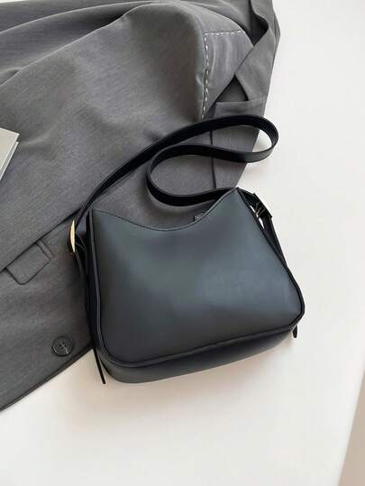 حقيبة كتف عبر الجسم أنيقة وعملية بتصميم عصري بسيط وأنيق