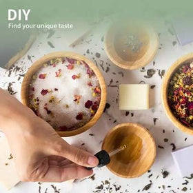 DioAuj زيت عطري متعدد الاستخدامات للنساء من زهرة اللوتس التيان شان، ذو رائحة حلوة وعطرية طويلة الأمد. مناسب للاستخدام في الشموع والمبخرات وغرف النوم ومعطرات السيارة، للاستخدام المنزلي أو الخارجي. يشكل هدية رائعة للعائلة والأصدقاء.