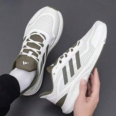 Adidas حذاء رياضي رجالي من أديداس، مريح، متين، مقاوم للصدمات، مناسب للجري الكاجوال