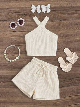 Emery Rose Kids Emery Rose Kids طقم ملابس علوية بدون أكمام وشورت من اللون الأحادي مُحبوك للفتيات الصغيرات، قطعتان