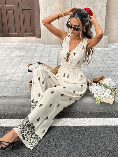 SHEIN PariChic جمبسوت نسائية جديدة بياقة عميقة على شكل حرف V بدون أكمام وخصر مشدود وطباعة وساق واسعة