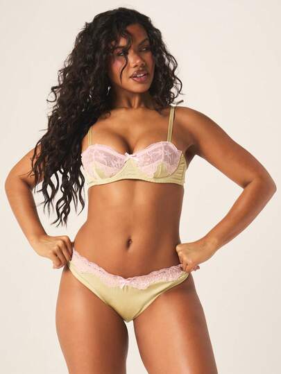 MISSGUIDED مجموعة سروال وصدرية للنساء مع تفاصيل من الدانتيل، دعم بسلك معدني، تغطية كاملة، مجموعة ملابس داخلية حميمية