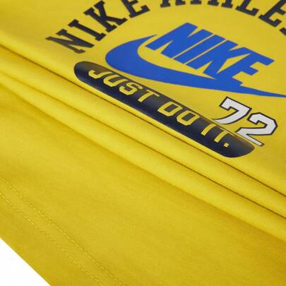 Nike قميص تي شيرت قصير الأكمام للأولاد، تي شيرت قصير بدون طوق مصنوع من الجيرسيه TNY2532019PS-001