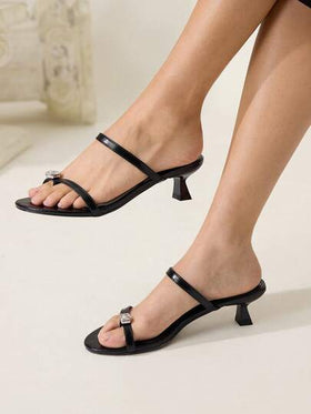 CUCCOO CHICEST صنادل نسائية ذات كعب