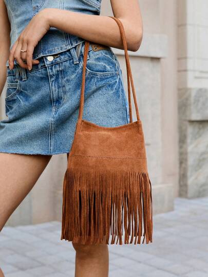 Viva Strut حقيبة كتف للسيدات والنساء، مصنوعة من الجلد المدبوغ، مزينة بشراريب، عصرية، شخصية، بسيطة، متعددة الاستخدامات، للشارع، حلوة وجذابة للفتيات، للفتيات المثيرات، طراز Y2K، رجعي، عتيق، لمهرجانات الموسيقى، بطراز غربي