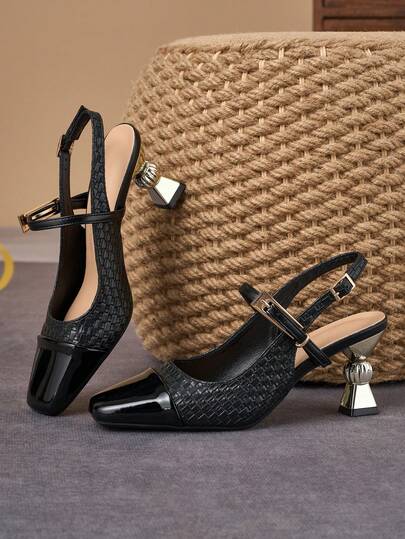 WHDXY صندل نسائي أسود ذو نسيج منسوج بكعب غير متماثل وظهر مفتوح | تصميم مربع لامع للأصبع مع إبزيم معدني | أحذية أنيقة للسيدات للتنقل والمواعدة