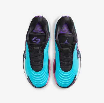 Nike حذاء كرة السلة الرجالي من نايك، متوسط الارتفاع، مبطن وخفيف الوزن، مريح للتدريب. حذاء جوردان لوكا 3 ذو دعم قوي ومتين للرياضة، بلون أزرق وأبيض، للاستخدام اليومي والخارجي، أساسي للأداء على الملعب، FQ1285-400