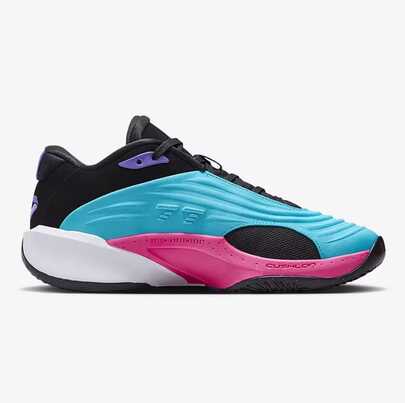 Nike حذاء كرة السلة الرجالي من نايك، متوسط الارتفاع، مبطن وخفيف الوزن، مريح للتدريب. حذاء جوردان لوكا 3 ذو دعم قوي ومتين للرياضة، بلون أزرق وأبيض، للاستخدام اليومي والخارجي، أساسي للأداء على الملعب، FQ1285-400