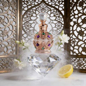 زيت عطر نسائي فاخر برائحة الياسمين الزهرية، كرة تدحرج خالية من الكحول، بطراز دبي/السعودي العربي الشرقي، تصميم زجاجة أنيق راقي، رائحة طبيعية وطازجة دائمة، تعزز السحر والأناقة، إعادة التطبيق محمولة، رائحة فريدة، هدية عيد موصى بها