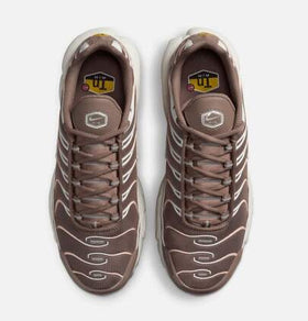 Nike حذاء جري للنساء من نايك مزود بوسادة هواء مرئية لامتصاص الصدمات والارتداد، حذاء رياضي مريح AIR MAX PLUS SE للياقة البدنية، أحذية رياضية كاجوال متعددة الاستخدامات بألوان رجعية، ضروري للأنشطة الخارجية DZ3671-200