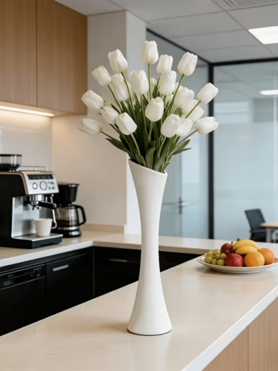 مزهرية عالية الجودة بطراز رجعي أبيض وأسود بأبعاد 48.5*12*11.6 سم، مزهرية أرضية فاخرة حديثة، مصنوعة من مادة بلاستيكية متينة مناسبة لتنسيق الزهور المائية والمجففة والاصطناعية، مثالية لترتيب الزهور/الزفاف، ديكور غرفة المعيشة، الشرفة، الممر، الزفاف، المكتب، ا