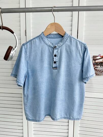 SHEIN ملابس علوية كاجوال قصير الأكمام بياقة واقفة مريح وفضفاض من الجينز الأزرق الفاتح للأطفال والمراهقين، ملابس يومية للأطفال والمراهقين من الربيع إلى الصيف، ملابس للمهرجانات والملابس الشارعية