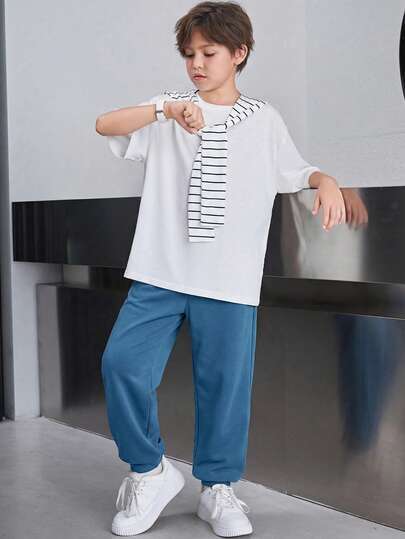 SHEIN Little Byeori 3 قطع مجموعة قميص وشورت كاجوال فضفاض بياقة شال للأولاد المراهقين