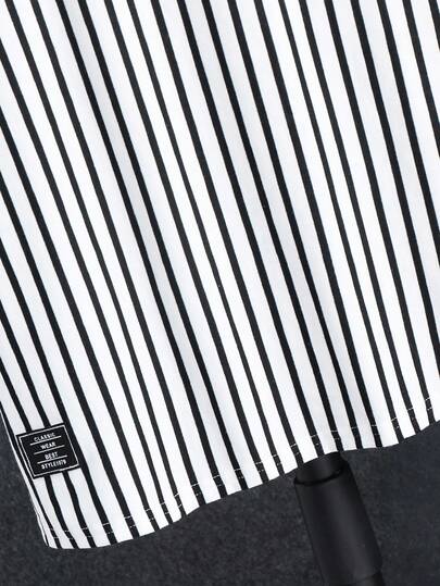 SHEIN مجموعة قصيرة بأكمام قصيرة مخططة للأولاد المراهقين 2 قطعة، طراز شارع بانك روك بريبي للارتداء اليومي، الحفلات، مهرجانات الموسيقى، مناسبة للربيع/الصيف