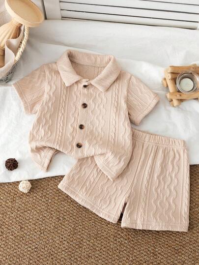 SHEIN Vintaside Kids ملابس أطفال حديثي الولادة إلى عام واحد، بلوزة كم قصير وشورت بلون المشمش، قماش ذو ملمس مناسب لارتداء الأطفال في الصيف، يضيف ملمسًا وجودة إلى الملابس