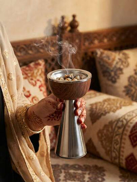 1 قطعة/مجموعة موقد بخور معدني فاخر خفيف الوزن، على الطراز العربي الشرقي لعلاج العطور، يمكن استخدامه كمبخر للعطور، مناسب لديكور المنزل والغرفة والصالة (كزينة مركزية)، والمكتب وغرفة اليوغا والحفلات، يخلق جوًا أنيقًا.