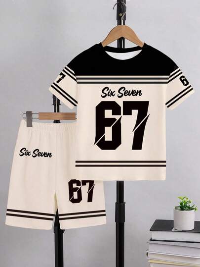 SHEIN Coolqubz مجموعة قميص وشورت كاجوال للأولاد بتصميم عصري وشخصي، بطباعة أرقام 67 وخطوط باللونين الأسود والبيج، قطعتان مريحة للارتداء اليومي مناسبة للربيع والصيف والخريف