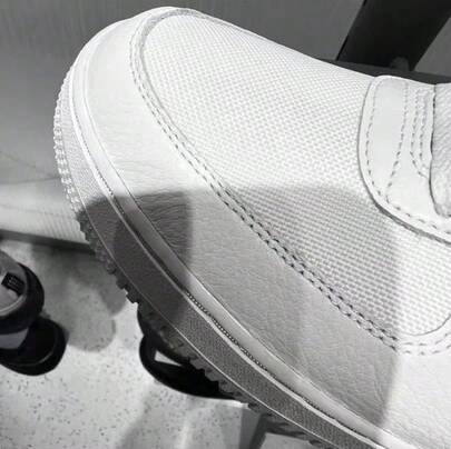 Nike حذاء رياضي كلاسيكي AIR FORCE 1 GTX للرجال