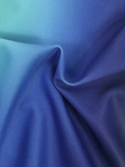 Manfinity Swimmode ملابس السباحة الرجالية المثلثة ذات اللون الأحادي للاستخدام اليومي البسيط، ملابس السباحة الفخرية للرجال، ملابس السباحة الرجالية ذات ألوان قوس ، سراويل السباحة الرجالية