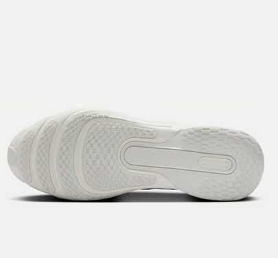 Nike حذاء رياضي للرجال من نايك مزود بوسادة هواء مرئية لامتصاص الصدمات والارتداد، AIR ZOOM UPTURN SC، مريح وخفيف الوزن للارتداء اليومي، IB2746-001