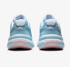Nike حذاء رياضي رجالي من سلسلة UPLIFT من نايك، مبطن خفيف الوزن مريح للاستخدام اليومي، مقاوم للتآكل، باللون الأزرق السماوي الجذاب، رقم الموديل IB2765-400