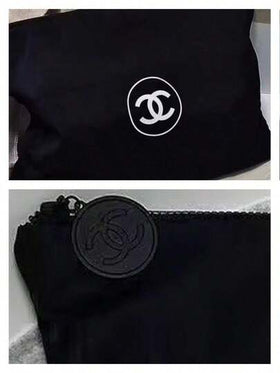 CHANEL حقيبة مكياج قابلة للطي سعة كبيرة - تصميم كلاسيكي مبطن، حقيبة أدوات تجميل مقاومة للماء، هدية سفر فاخرة ضرورية