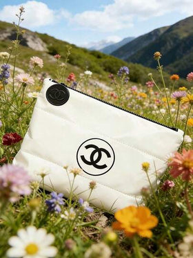 CHANEL حقيبة مكياج قابلة للطي سعة كبيرة - تصميم كلاسيكي مبطن، حقيبة أدوات تجميل مقاومة للماء، مجموعة هدايا سفر فاخرة